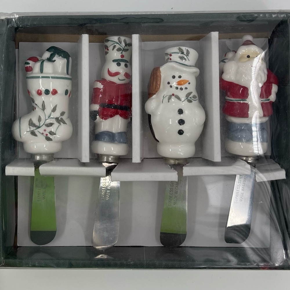 Pfaltzgraff “Winterberry”‎ Butter or Cheese Spreader 4 Piece Set 5112510 New NIP - Picture 2 of 11